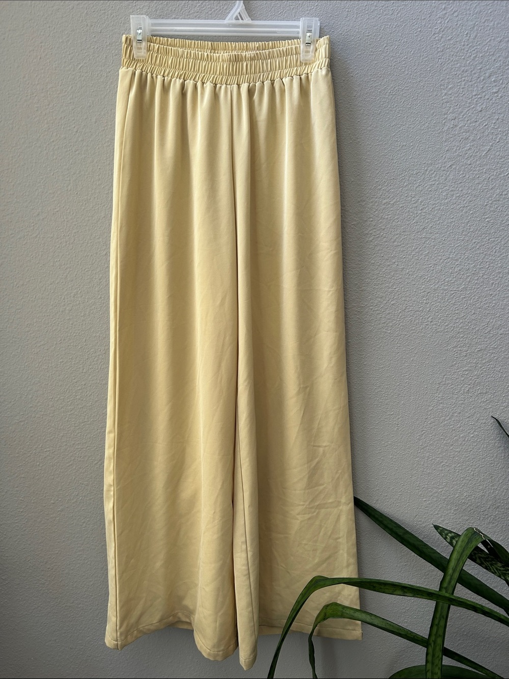 White Fox Creamy Yellow Lined Wide-Leg Elastic Waist Pants S